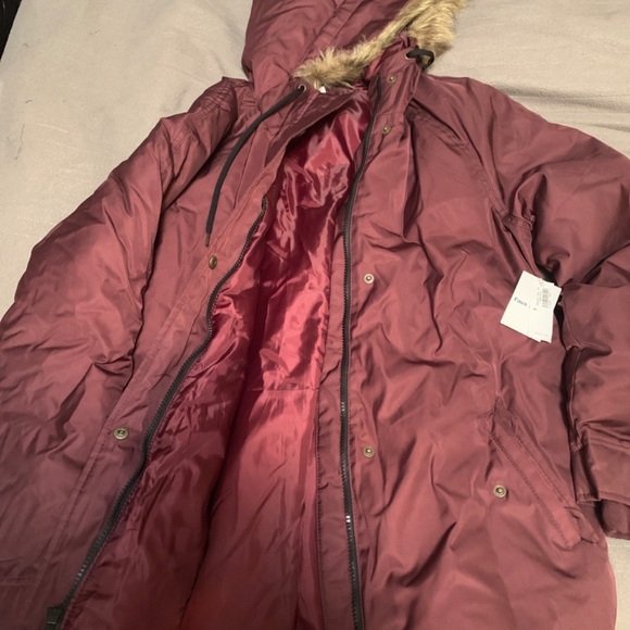 2 coats Green coat large Burgundy coat medium 50.00 each - Picture 2 of 2